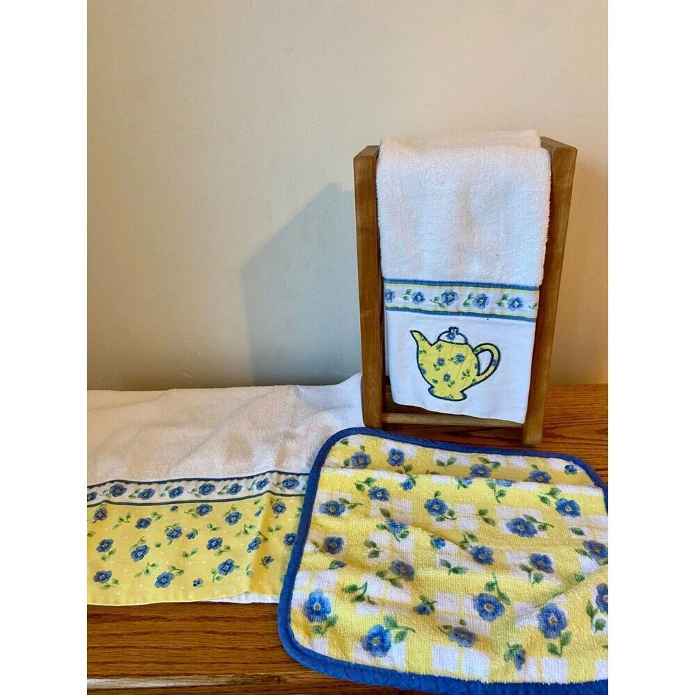 VTG pfaltzgraff SHELBY USA Set Teapot Towel Cushion Place Mats SET (9) Wash Seat